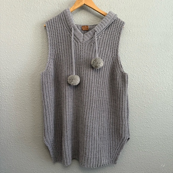 POL Crocheted Hooded Sweater‎ Vest Size Medium EUC - Picture 1 of 4